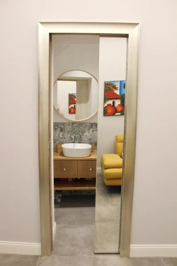 كاتانيا 15 Street Studio Apartment