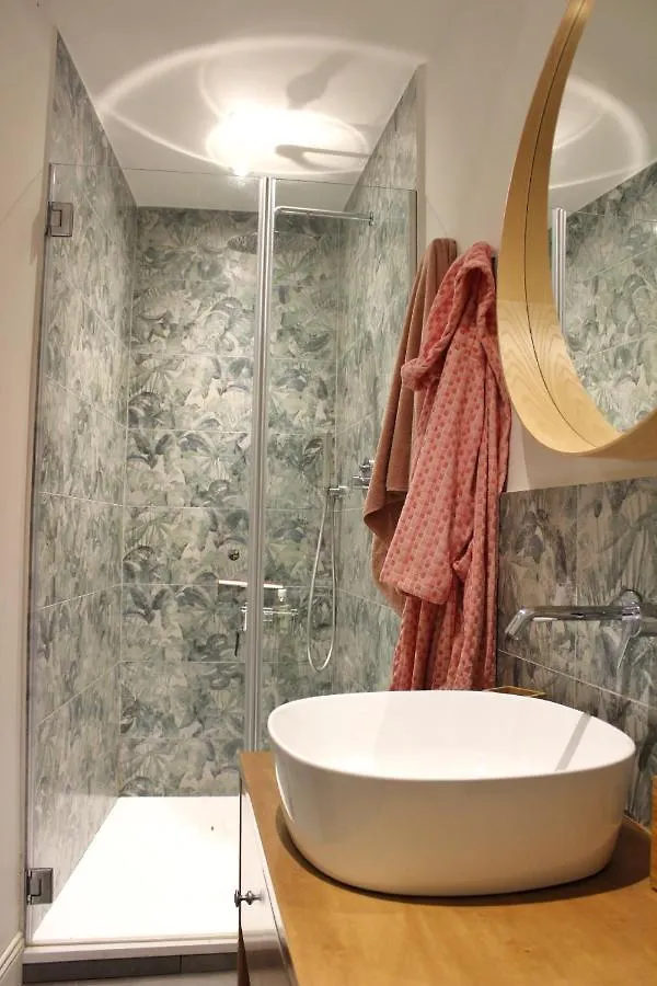 كاتانيا 15 Street Studio Apartment إيطاليا