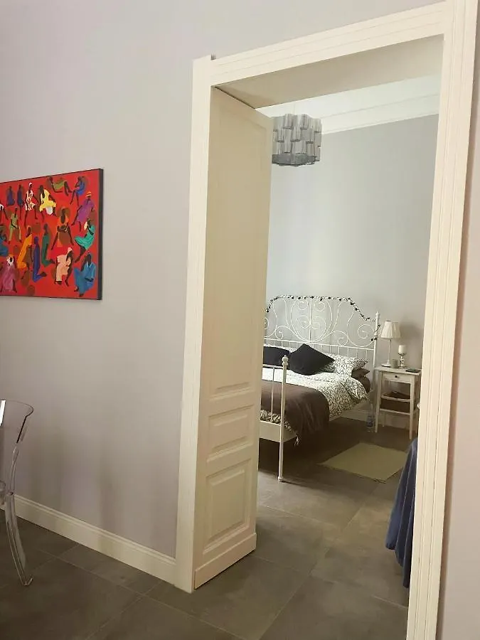 كاتانيا 15 Street Studio Apartment إيطاليا