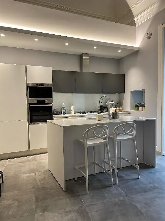 كاتانيا 15 Street Studio Apartment إيطاليا